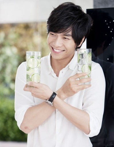 Lee Seung-gi Fotoğrafı