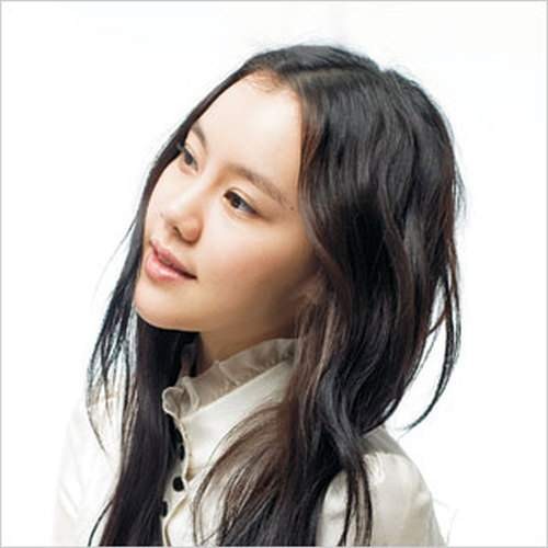 Sin-ah Kim Fotoğrafı