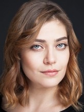 Öznur Serçeler fotoğrafı