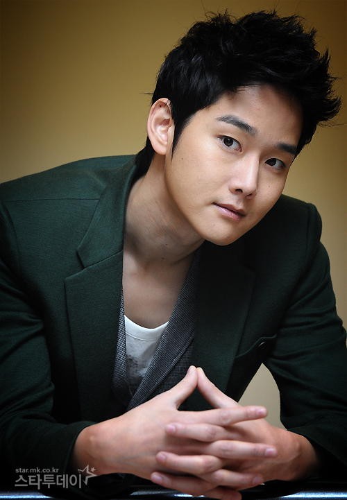 Kang Seong fotoğrafı