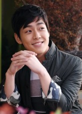 No Young-hak fotoğrafı