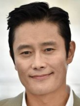 Lee Byung-hun fotoğrafı