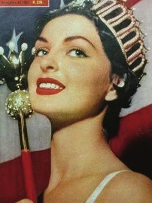 Leona Gage Fotoğrafı