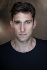 Michael Peluso fotoğrafı