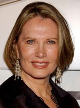 Maud Adams fotoğrafı