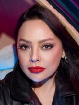 Ebru Gündeş fotoğrafı