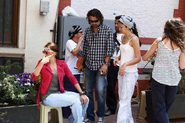 Gizem Karaca Fotoğrafı