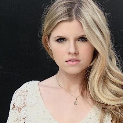 Ana Mulvoy-Ten Fotoğrafı