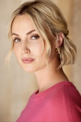 Molly McCook fotoğrafı