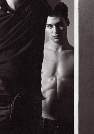 Ryan Anthony Guzman Fotoğrafı