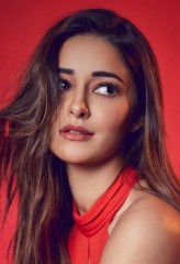 Ayesha Devitre fotoğrafı