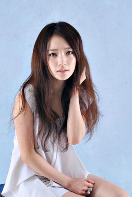 Song Ha-yoon Fotoğrafı