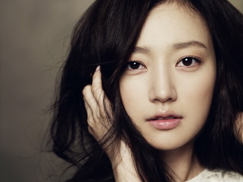 Song Ha-yoon Fotoğrafı
