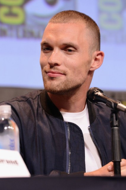 Ed Skrein	 Fotoğrafı