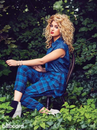 Tori Kelly Fotoğrafı