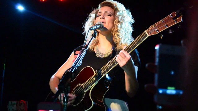 Tori Kelly Fotoğrafı