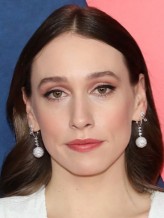 Sarah Sutherland fotoğrafı