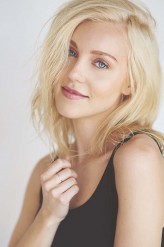 Breanne Hill fotoğrafı