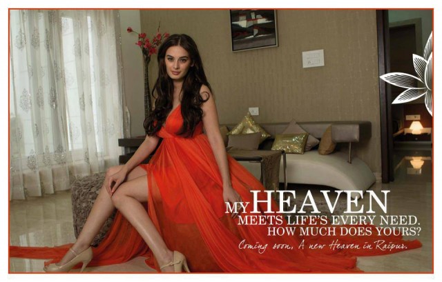 Evelyn Sharma Fotoğrafı