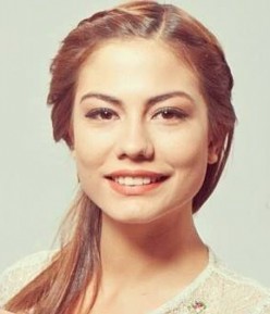 Demet Özdemir Fotoğrafı