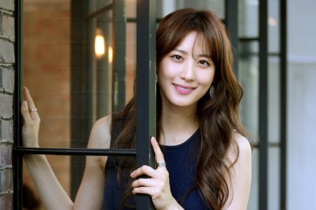 Claudia Kim Fotoğrafı