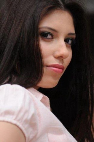 Buket Kahraman fotoğrafı