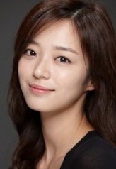 Song Ji-In fotoğrafı