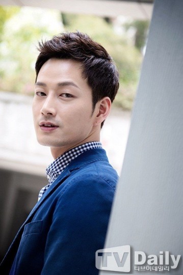 Lee Hyun-Wook Fotoğrafı