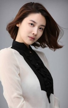 Kim Hyo-Sun Fotoğrafı