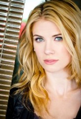 Kate Pierson fotoğrafı