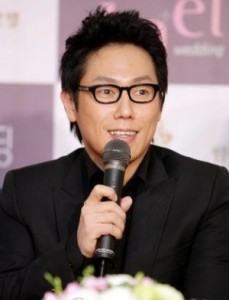 Yoon Jong-shin Fotoğrafı