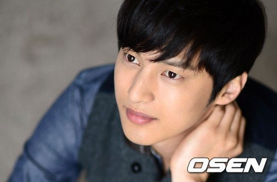 Yoon Sun-Woo Fotoğrafı