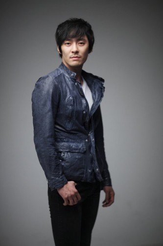 Kang Seok-jeong Fotoğrafı