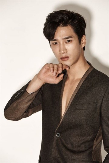 Ahn Bo-hyun Fotoğrafı