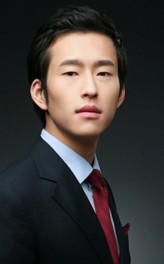 Shin Ji-woon fotoğrafı