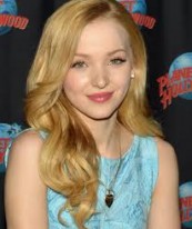 Dove Cameron Fotoğrafı