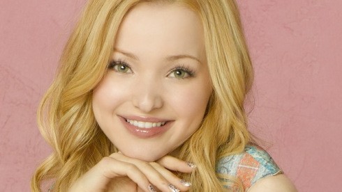 Dove Cameron Fotoğrafı