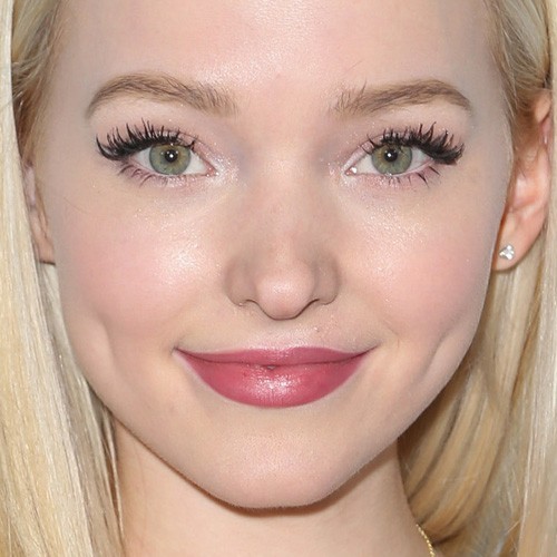 Dove Cameron Fotoğrafı