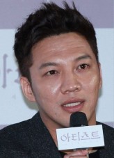 Moon Jong-won fotoğrafı