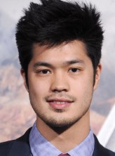 Ross Butler fotoğrafı