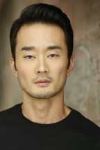 Jon Komp Shin fotoğrafı