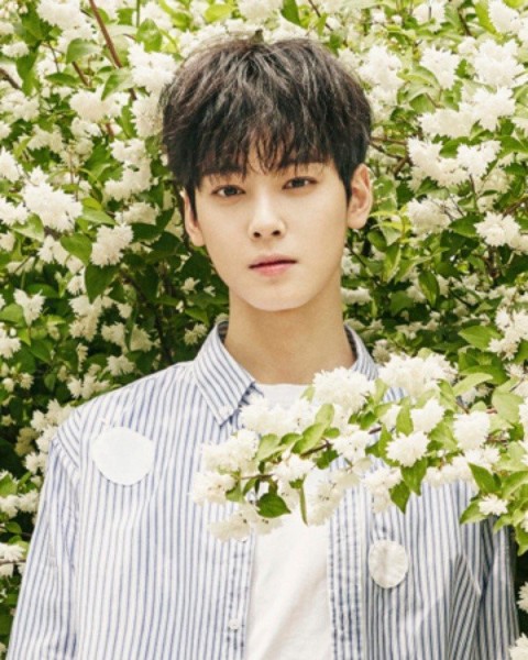 Cha Eun-woo fotoğrafı