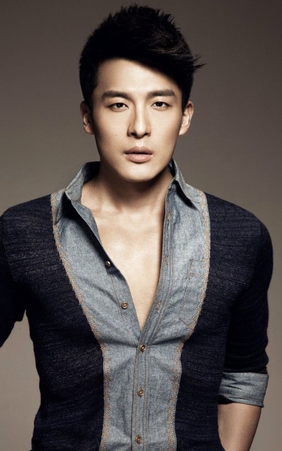 Sun Yizhou Fotoğrafı