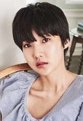 Jang Seo-kyung fotoğrafı