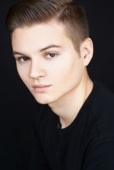 Myles Montpetit fotoğrafı