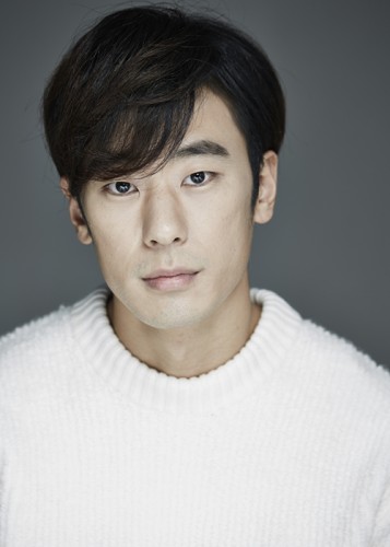 Kim Seo-Kyeong Fotoğrafı