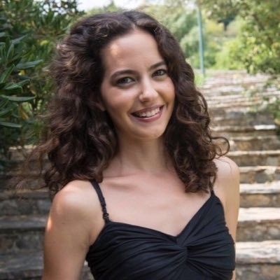 Ezgi Şenler Fotoğrafı