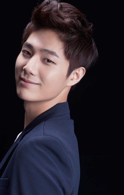 Yang Hak-jin Fotoğrafı