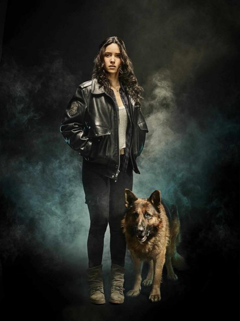 Adria Arjona Fotoğrafı