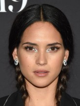 Adria Arjona fotoğrafı